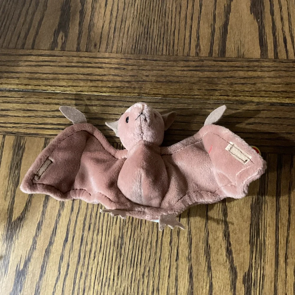 Ty Beanie Babies Bat Plush “BATTY” Halloween gift or decoration